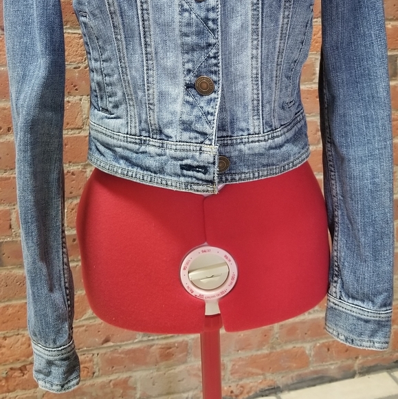 American Eagle denim jean jacket - Picture 3 of 8